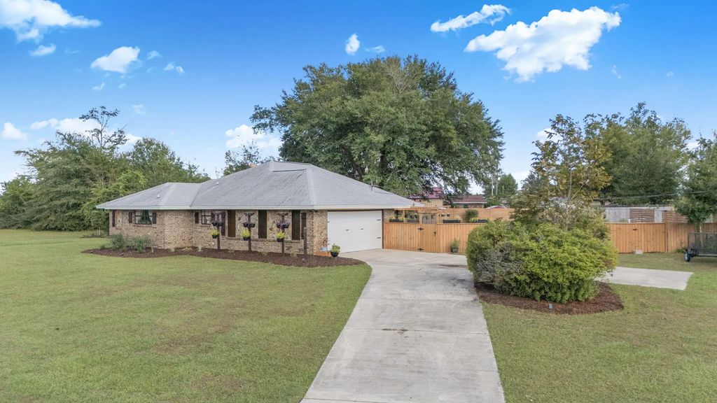 5526 Lakewood Circle, Panama City
