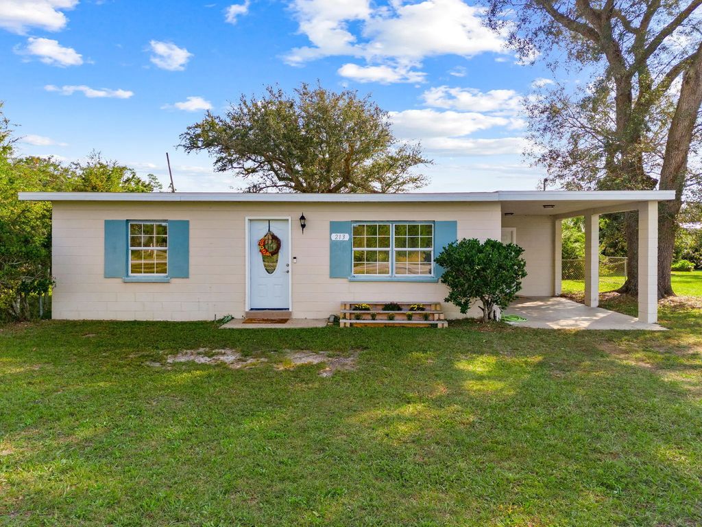 213 S Berthe Avenue, Panama City