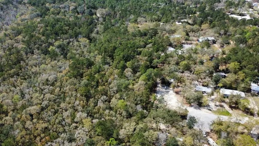 4 of 6 - 1xx Canary Drive, Freeport, FL