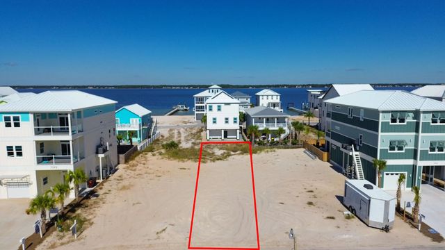 Photo of Listing #988761