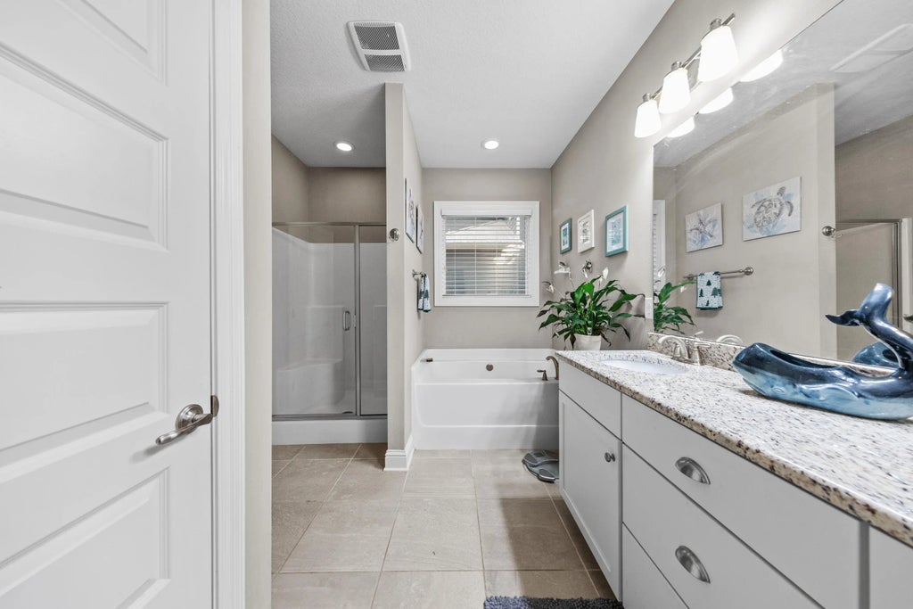 17 of 32 - 40 Oyster Boulevard, Freeport, FL