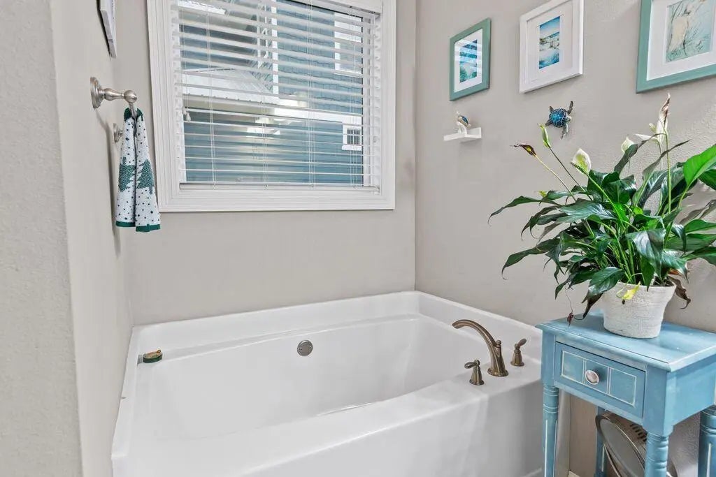 18 of 32 - 40 Oyster Boulevard, Freeport, FL