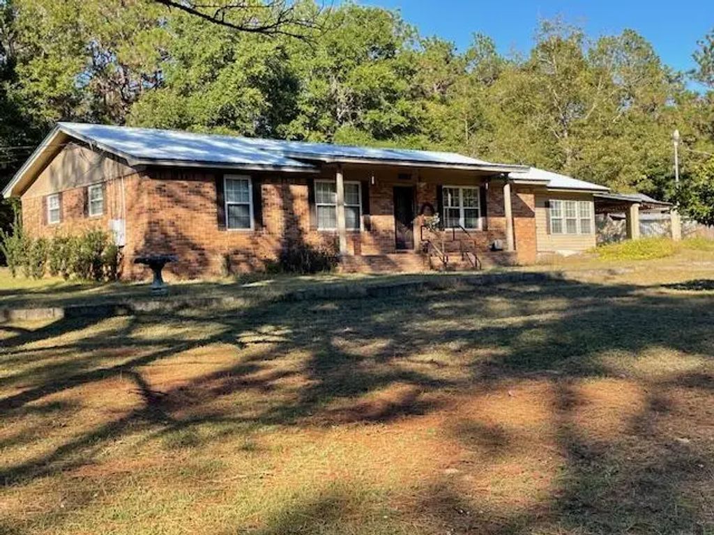 3107 Mayhair Road, Crestview