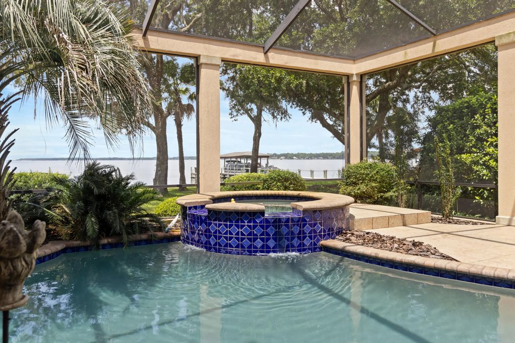 923 Lido Circle, Niceville