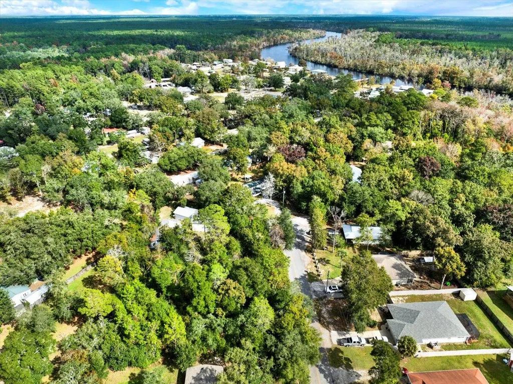 8 of 14 - 149 Palmetto Avenue, Freeport, FL