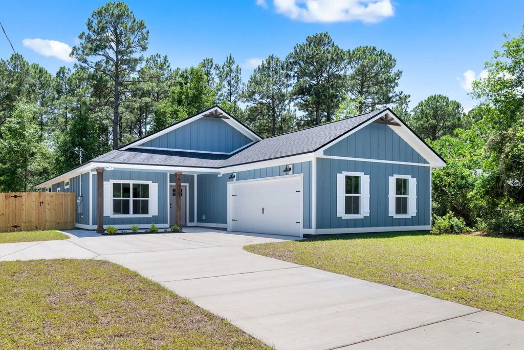 8188 Mercado St Street, Navarre