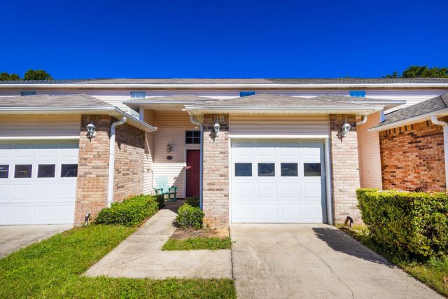 Photo of Listing #989245
