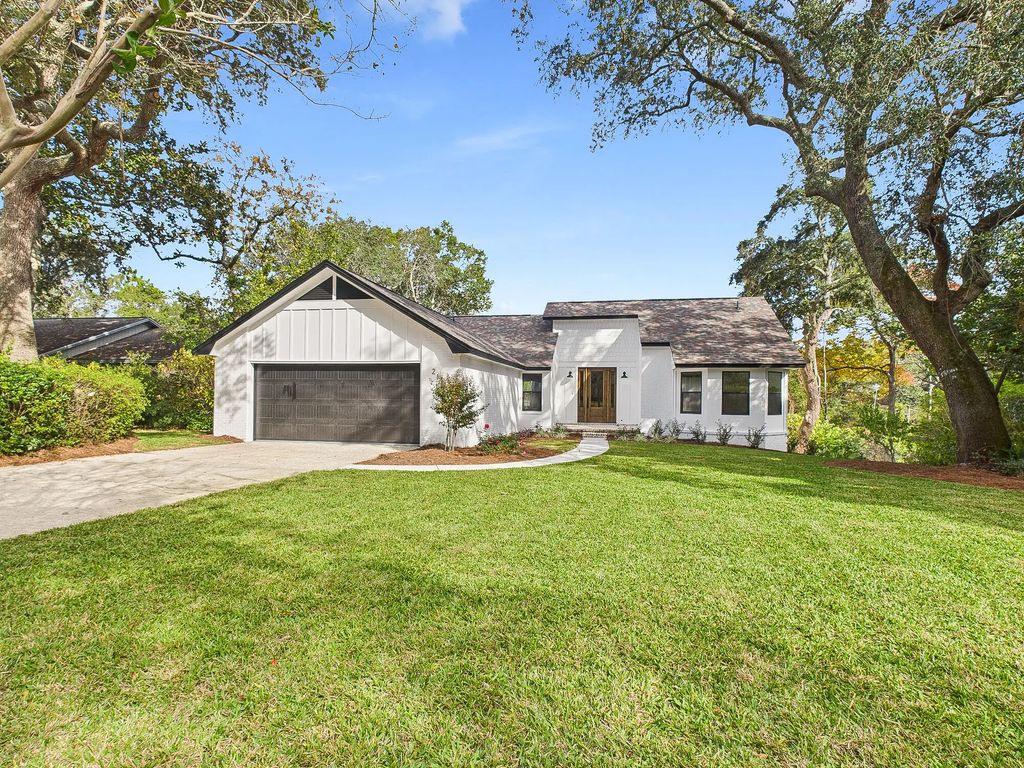 211 E Dominica Circle, Niceville