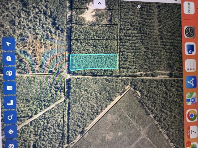 Photo of Listing #989208