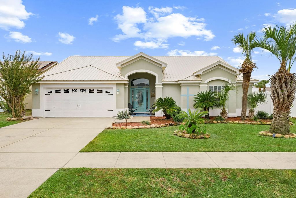 100 Sandalwood Court, Panama City Beach