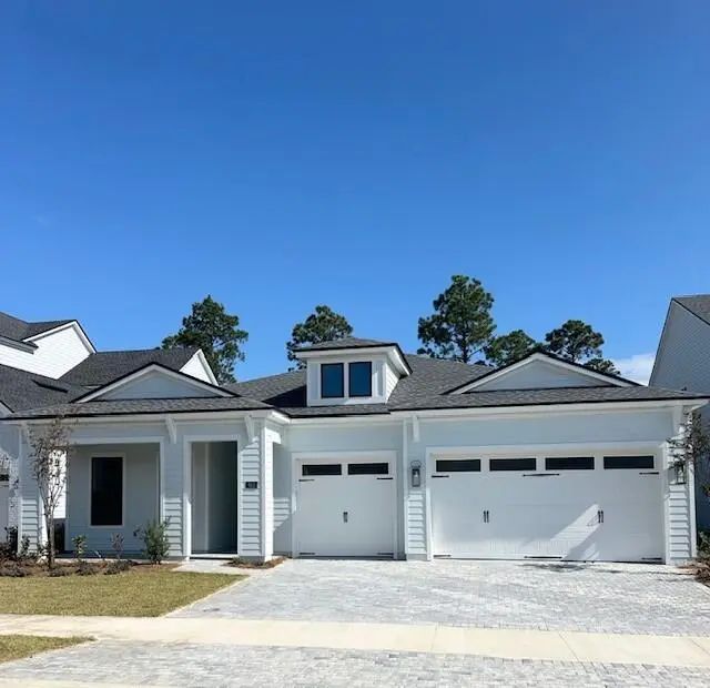 Photo of Listing #989296