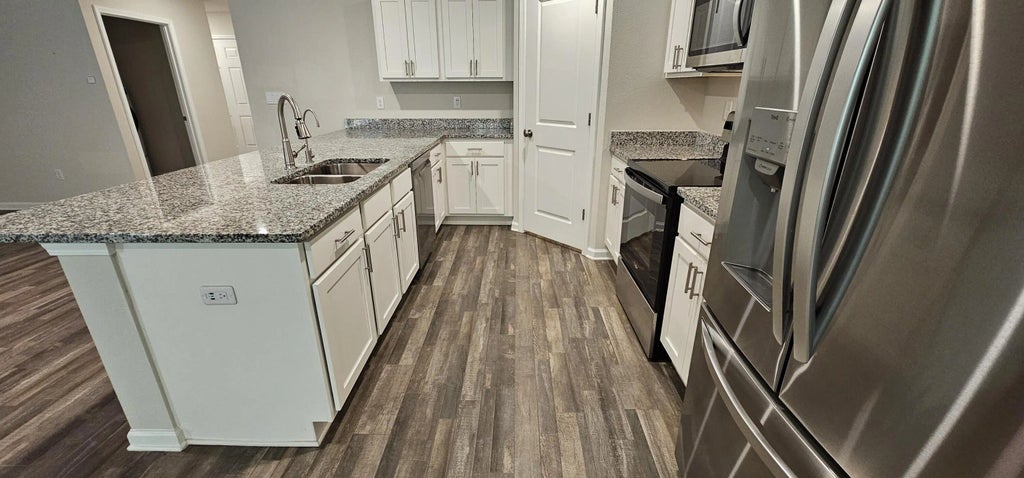 8 of 25 - 460 Riverwalk Circle, Freeport, FL