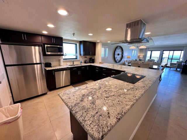 1010 Hwy 98 E 601, Destin