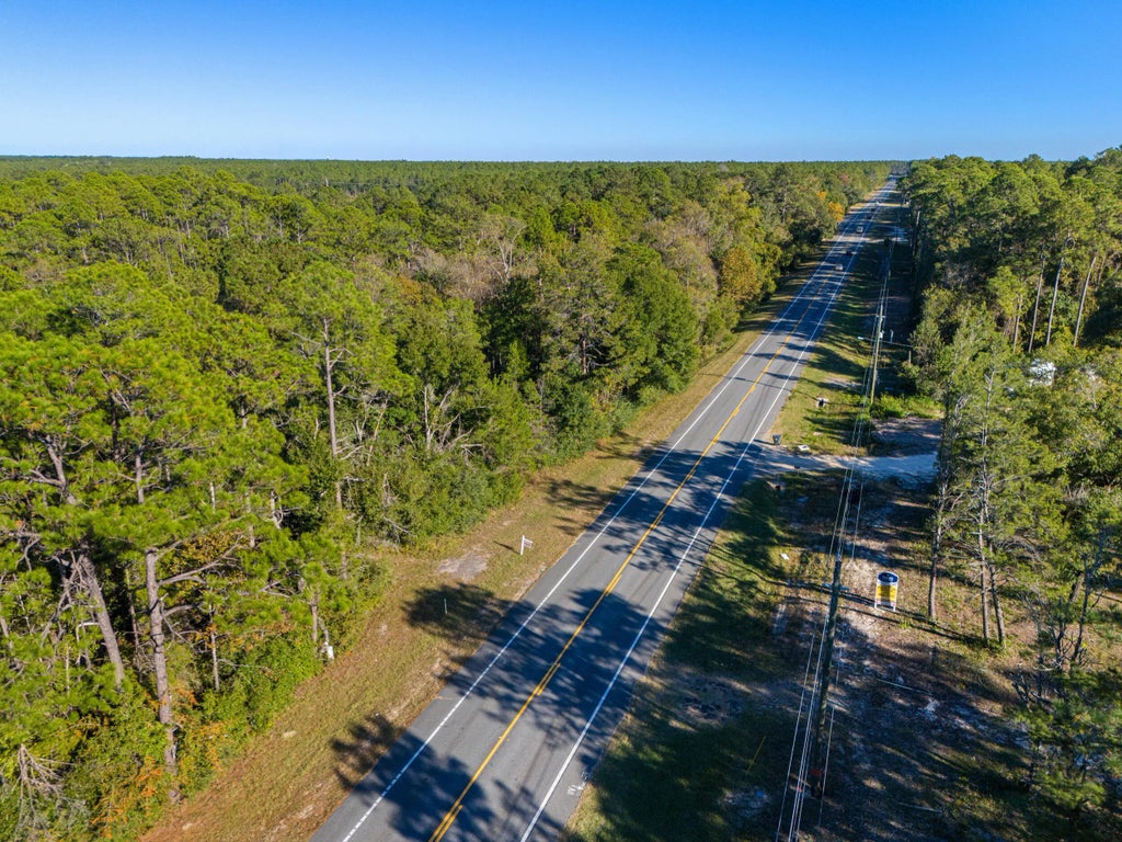 17 of 17 - 00 Fl-20, Freeport, FL