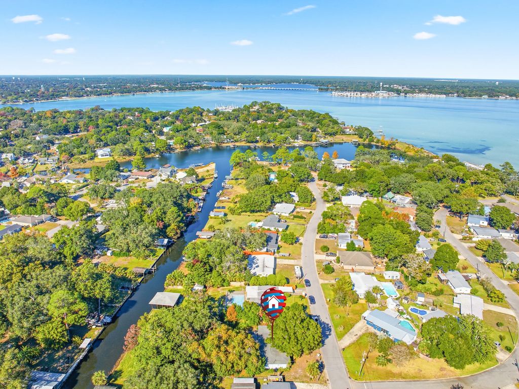 370 Ne Gardner Drive, Fort Walton Beach