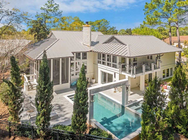 Photo of Listing #989793