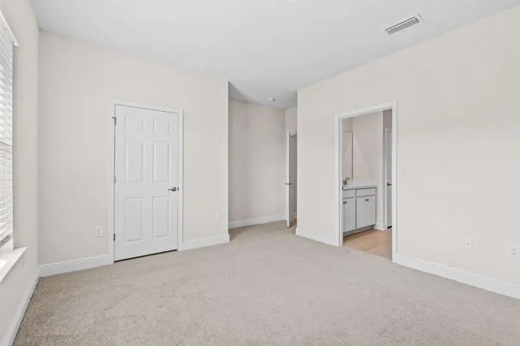 31 of 40 - 961 N Coastal Breeze Drive, Freeport, FL