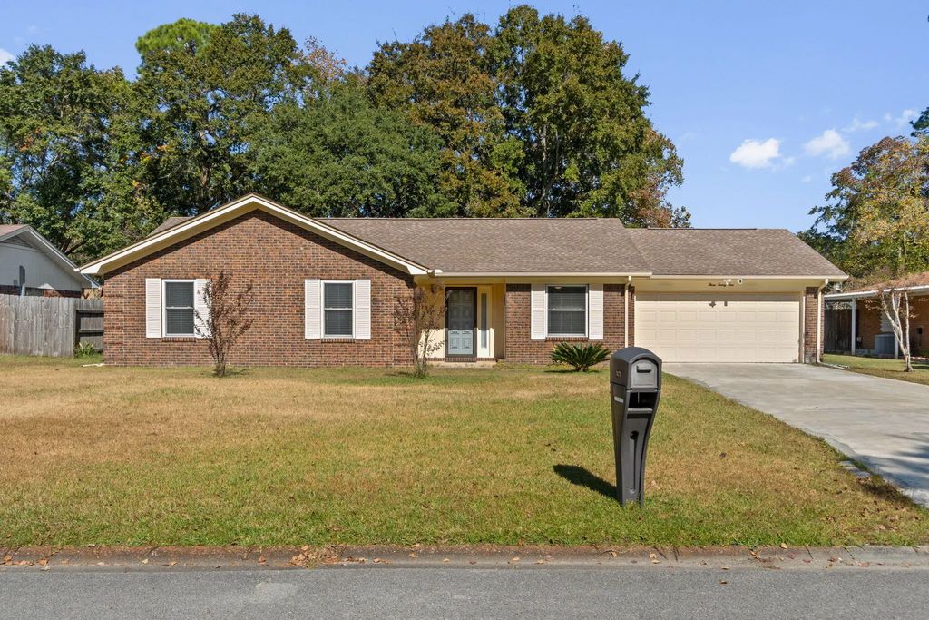 321 Pontevedra Lane, Niceville