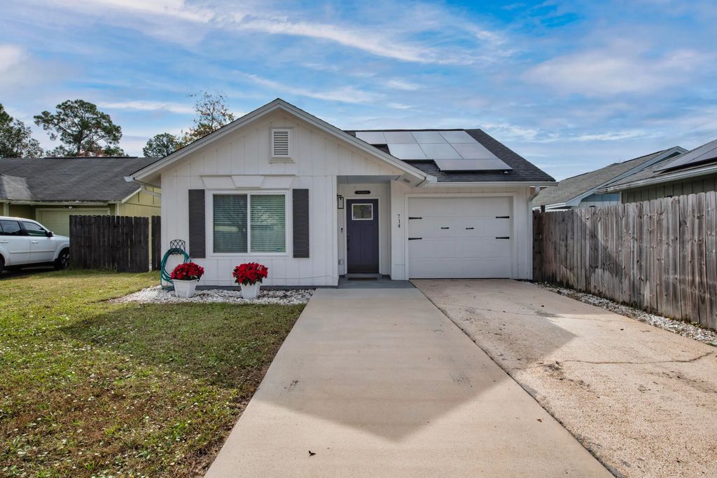 714 Little Crescent Street, Fort Walton Beach