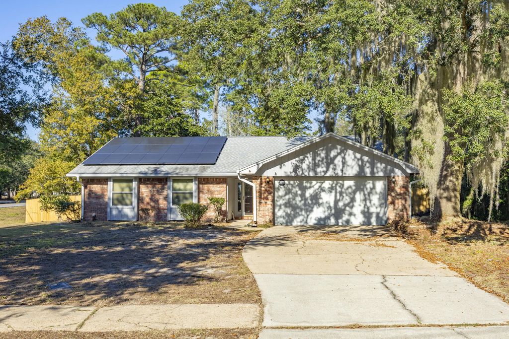 1003 Darlington Oak Drive, Niceville