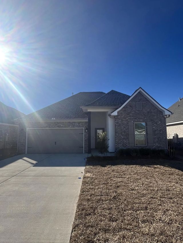 Photo of Listing #989952