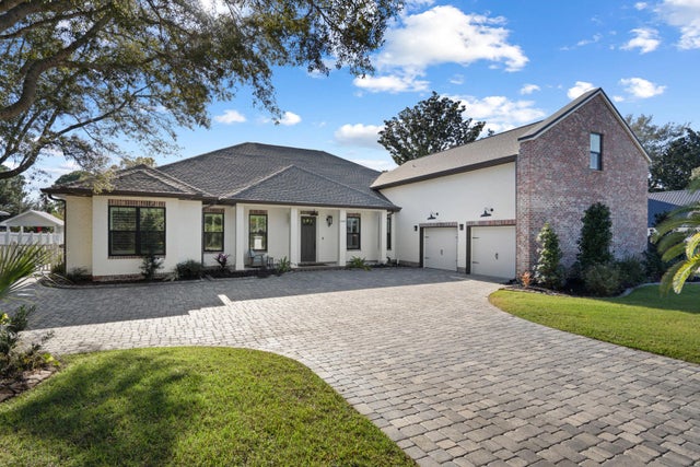 4049 N Indian Bayou, Destin