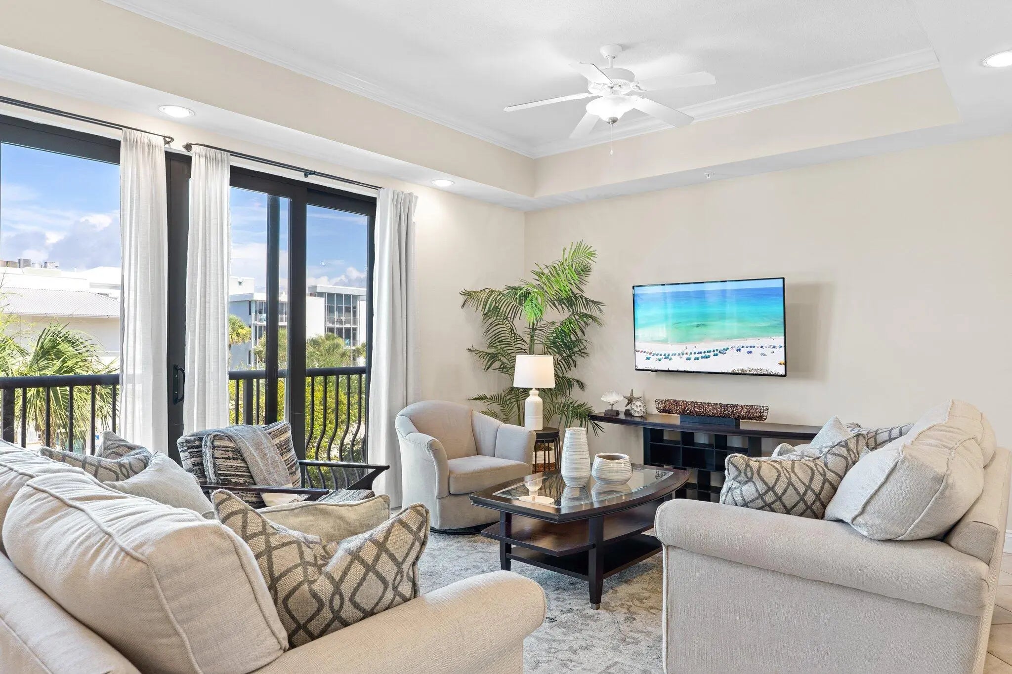 Photo of Listing #990015