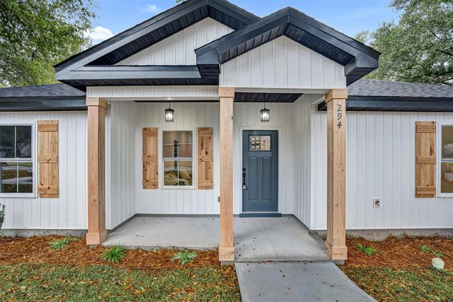 Photo of Listing #990875