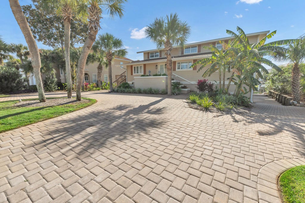 514 Vera Cruz Drive, Destin