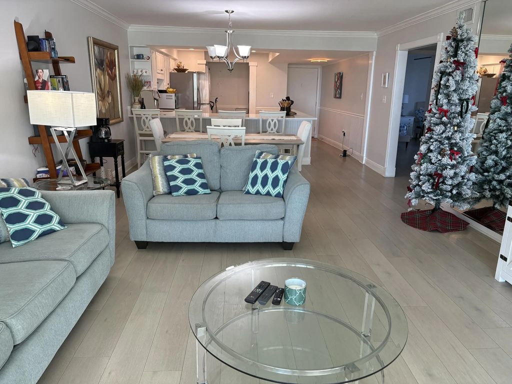 8 of 42 - 900 Gulf Shore Drive 2022, Destin, FL