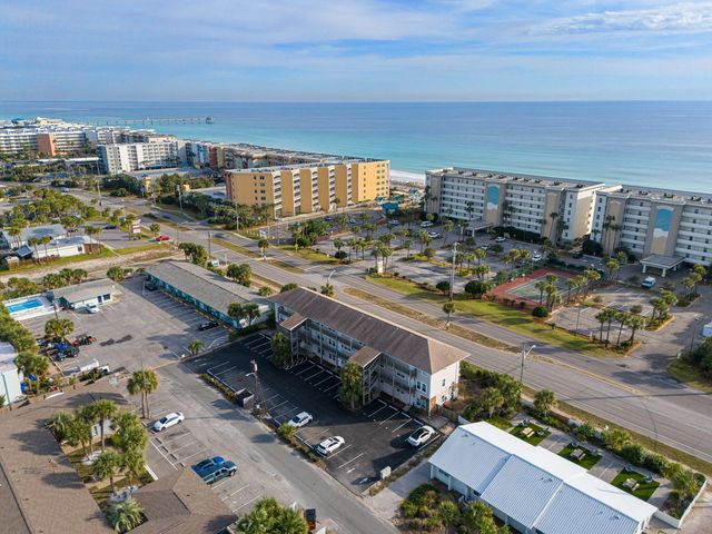 Photo of Listing #990954