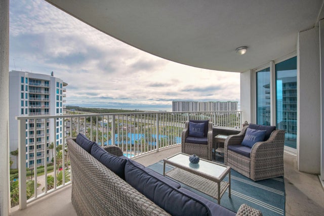 Photo of Listing #990169