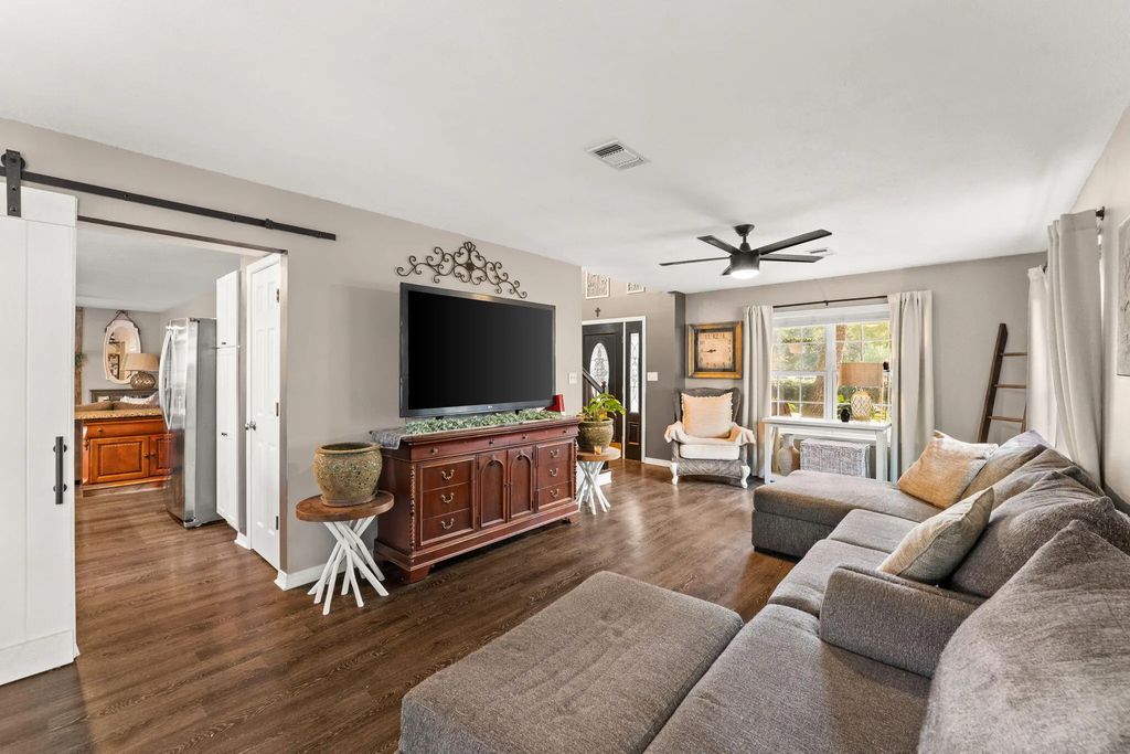 11 of 58 - 110 Rodney Drive, Freeport, FL