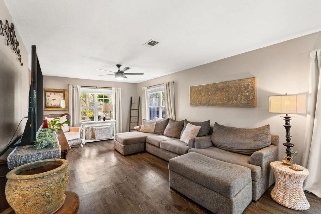 12 of 58 - 110 Rodney Drive, Freeport, FL
