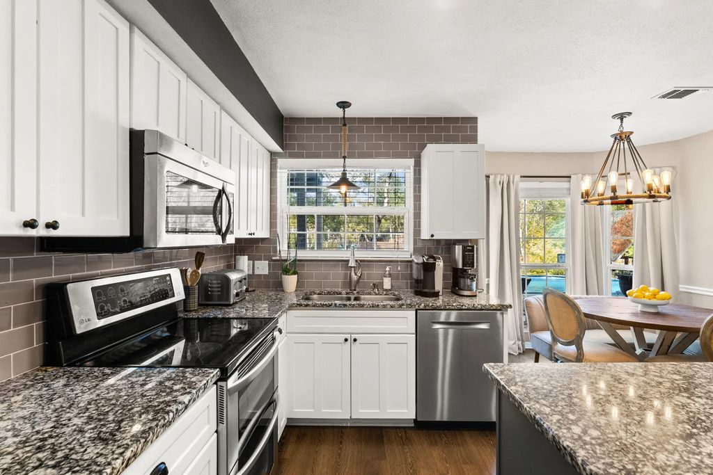 16 of 58 - 110 Rodney Drive, Freeport, FL