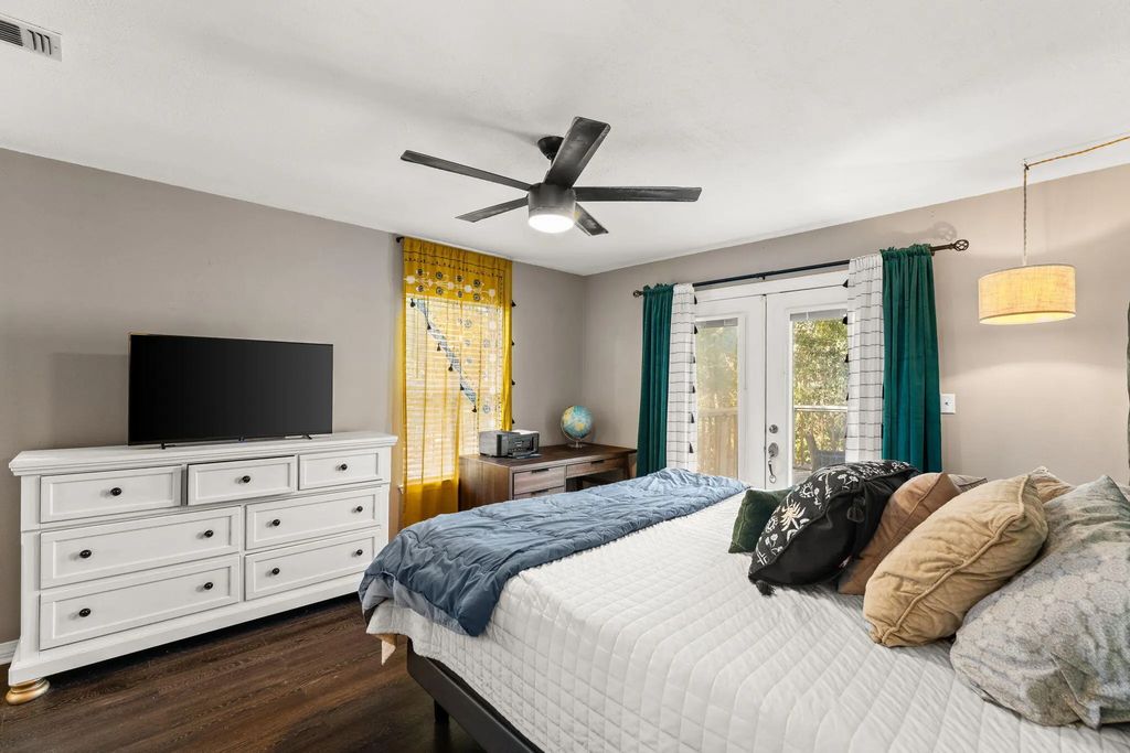 33 of 58 - 110 Rodney Drive, Freeport, FL