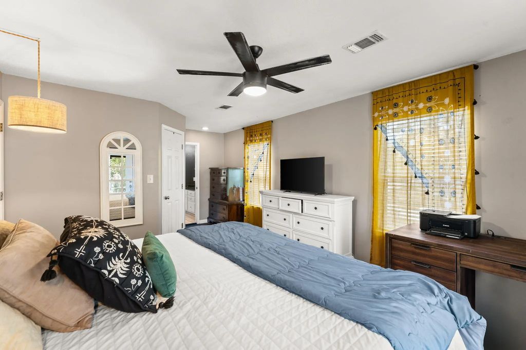 35 of 58 - 110 Rodney Drive, Freeport, FL