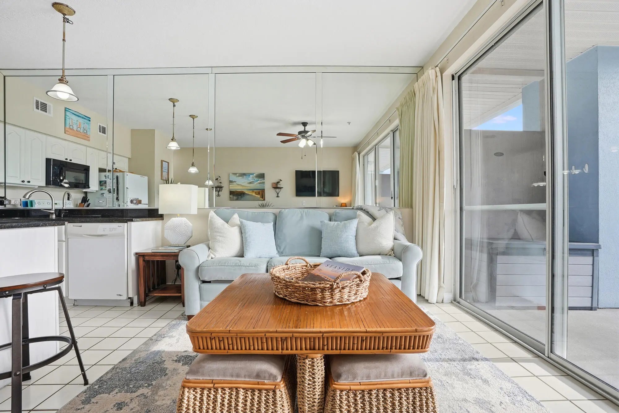 Photo of Listing #990466