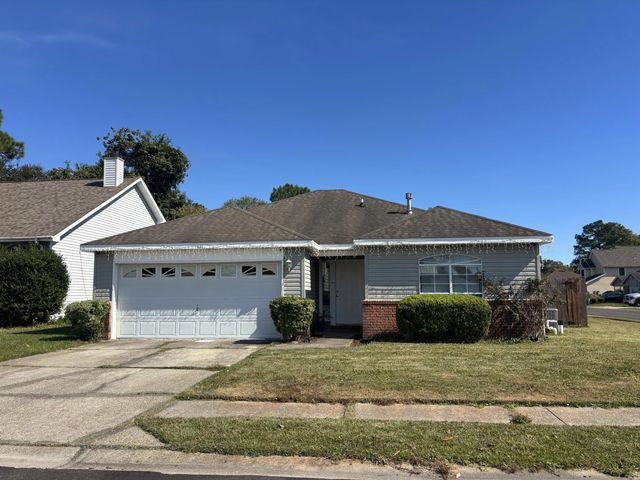 Photo of Listing #990536