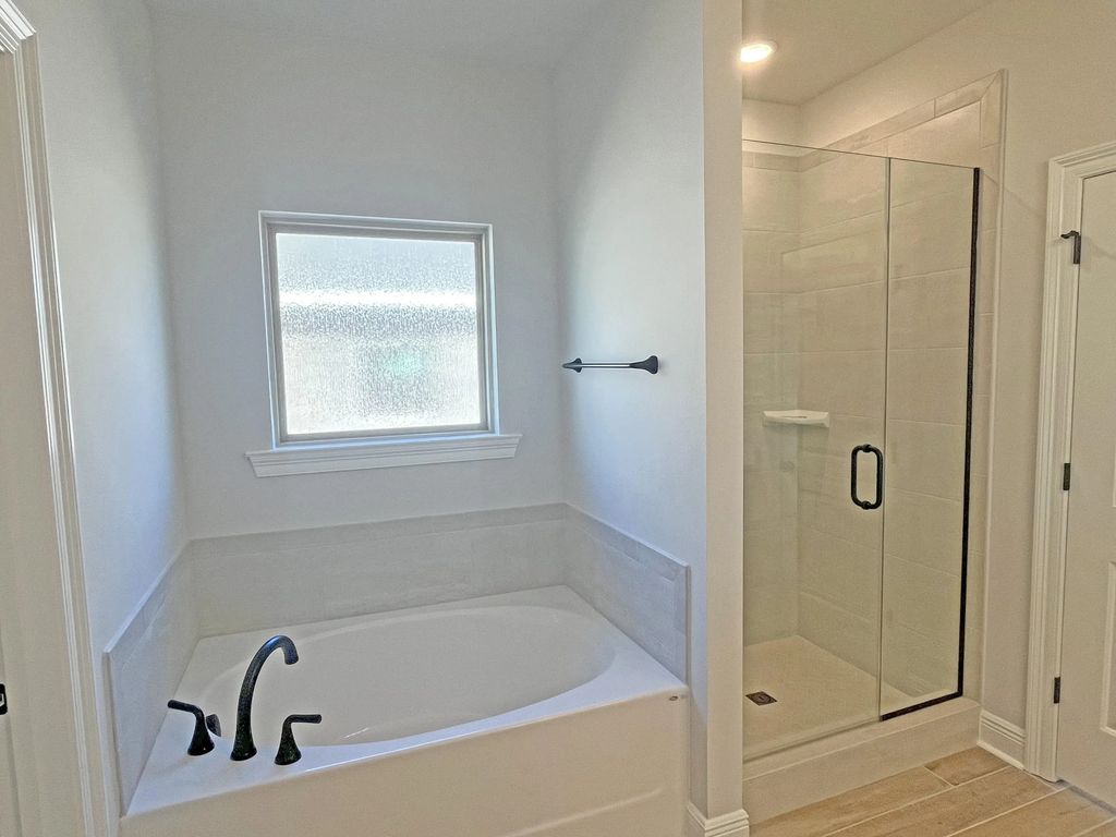 16 of 31 - 303 E Tweet Street, Freeport, FL
