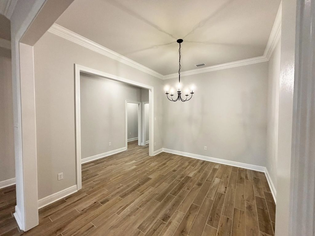 9 of 31 - 303 E Tweet Street, Freeport, FL