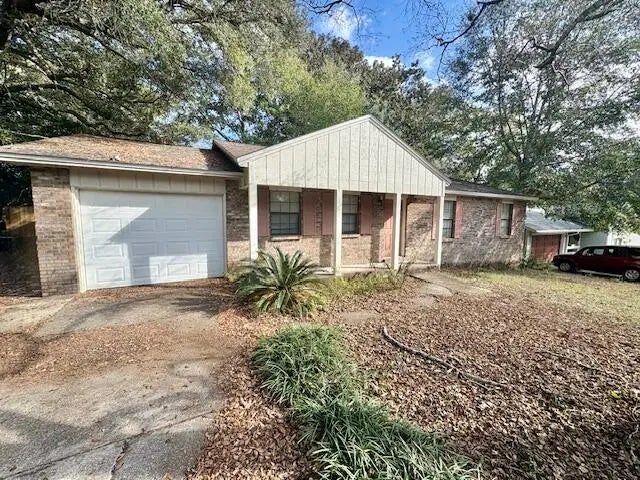 511 Maple Avenue, Niceville