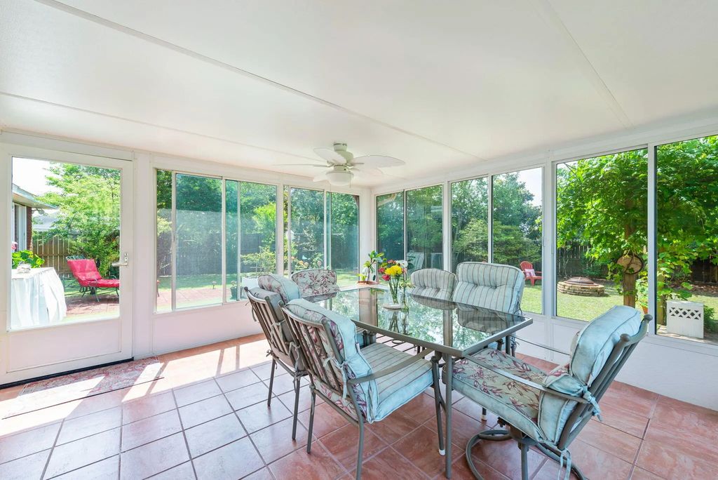 8875 Cagle Drive, Navarre