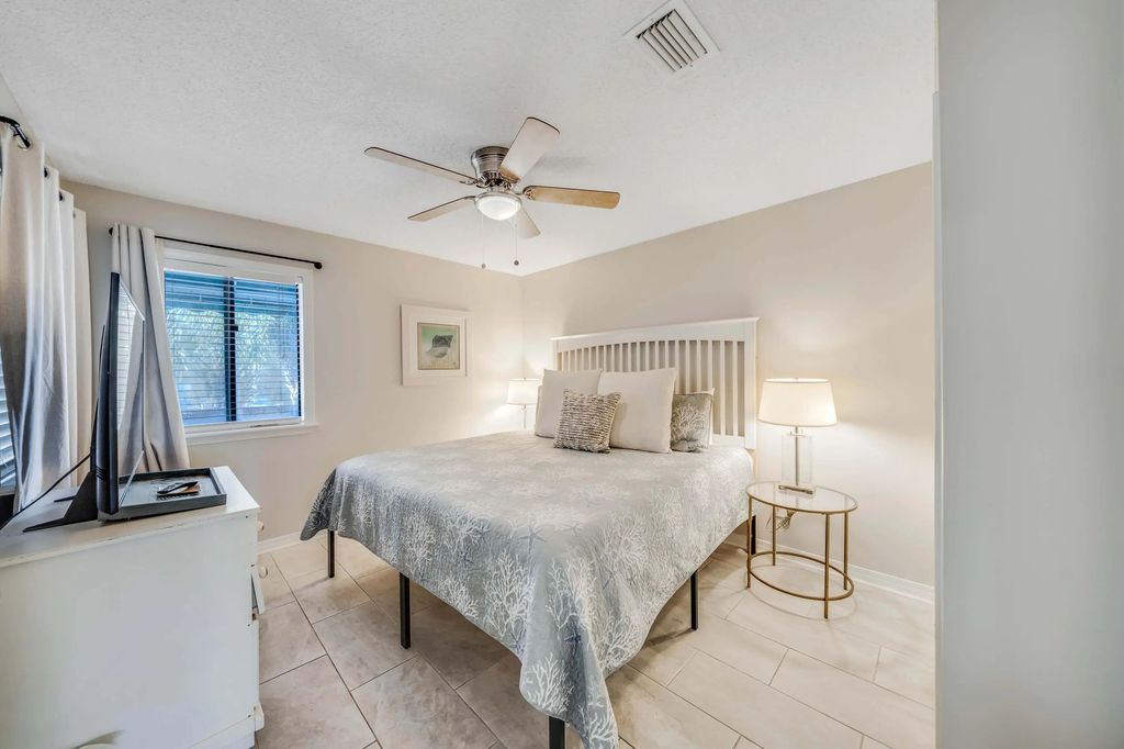 13 of 49 - 8730 Thomas Drive Unit 313, Panama City Beach, FL
