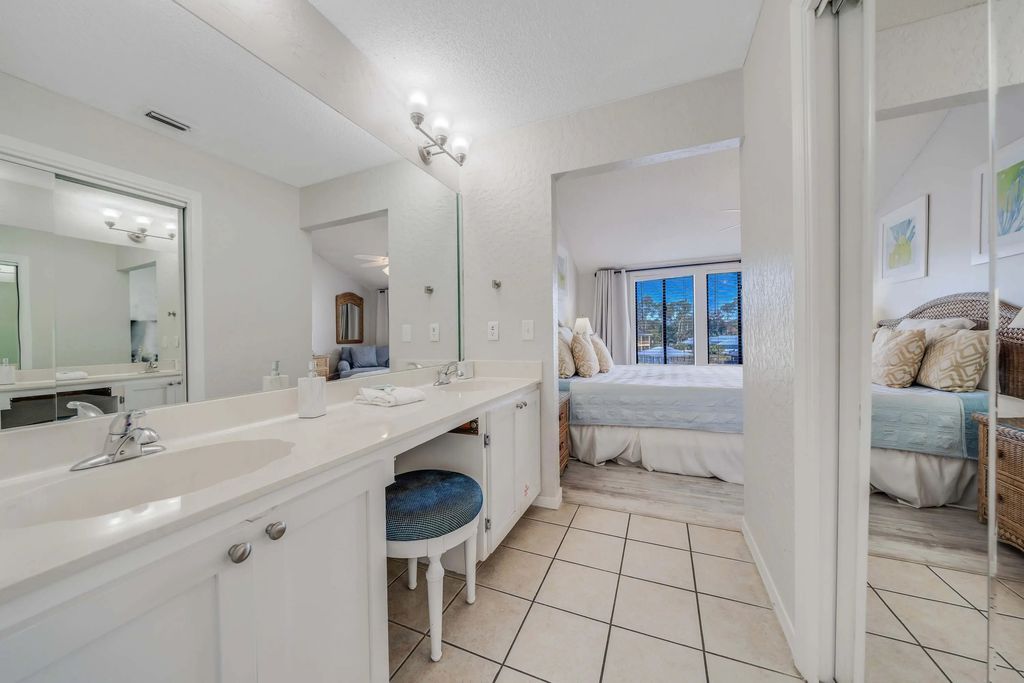25 of 49 - 8730 Thomas Drive Unit 313, Panama City Beach, FL