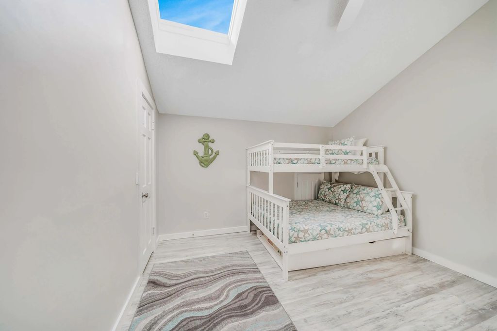 27 of 49 - 8730 Thomas Drive Unit 313, Panama City Beach, FL