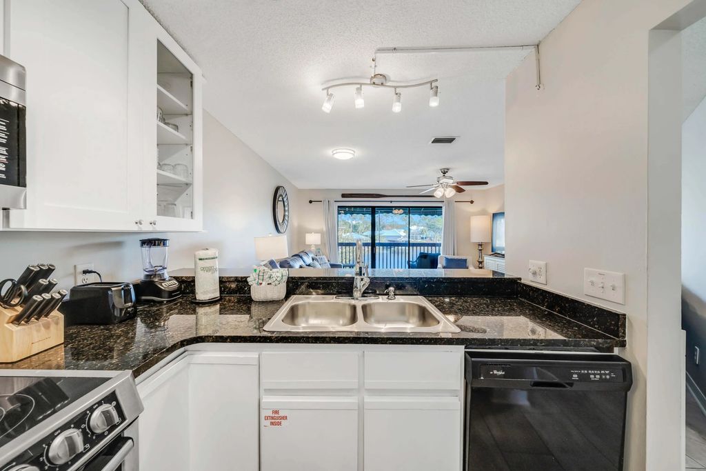 9 of 49 - 8730 Thomas Drive Unit 313, Panama City Beach, FL