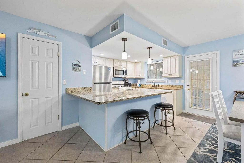5 of 16 - 103 W Leslie Lane, Panama City Beach, FL