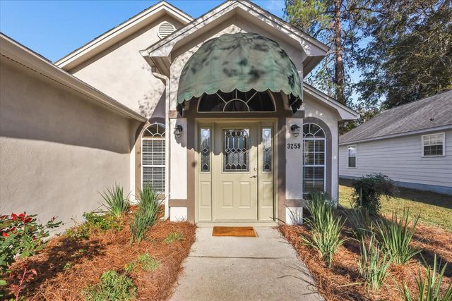 Photo of Listing #990793