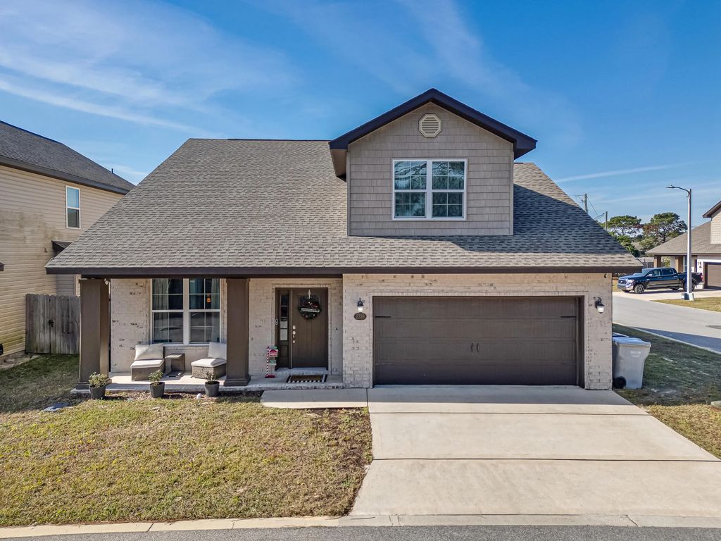 2339 Hadleigh Hills Court, Navarre
